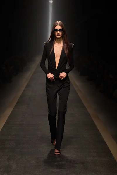 Look 6